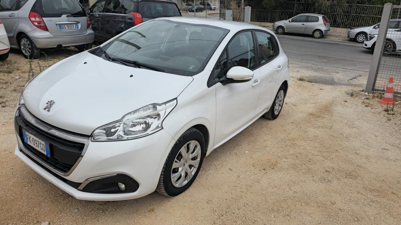 Peugeot 208 BlueHDi 75 5 porte Active