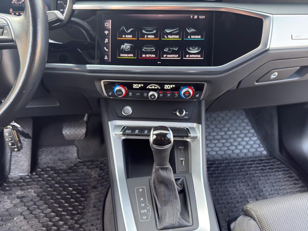 Audi Q3 2.0 TDI 150 CV S line Edition