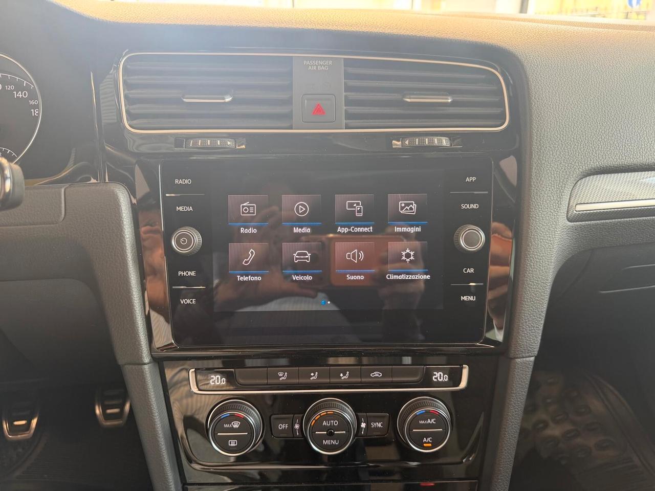 Volkswagen Golf 1.6 TDI R-LINE FULL OPTIONAL