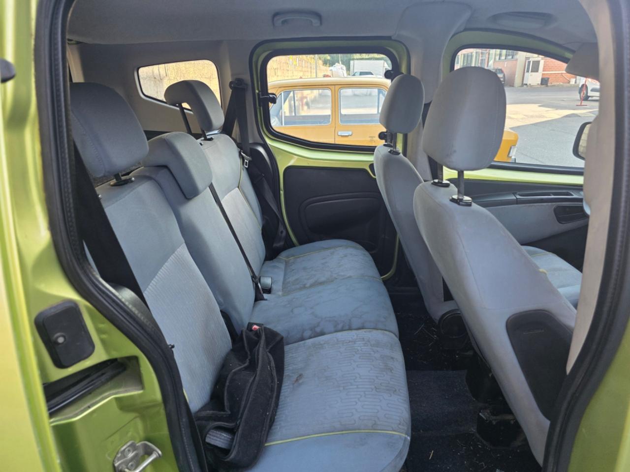 Peugeot Bipper Tepee 1.3 HDi 75 FAP Stop&Start Outdoor