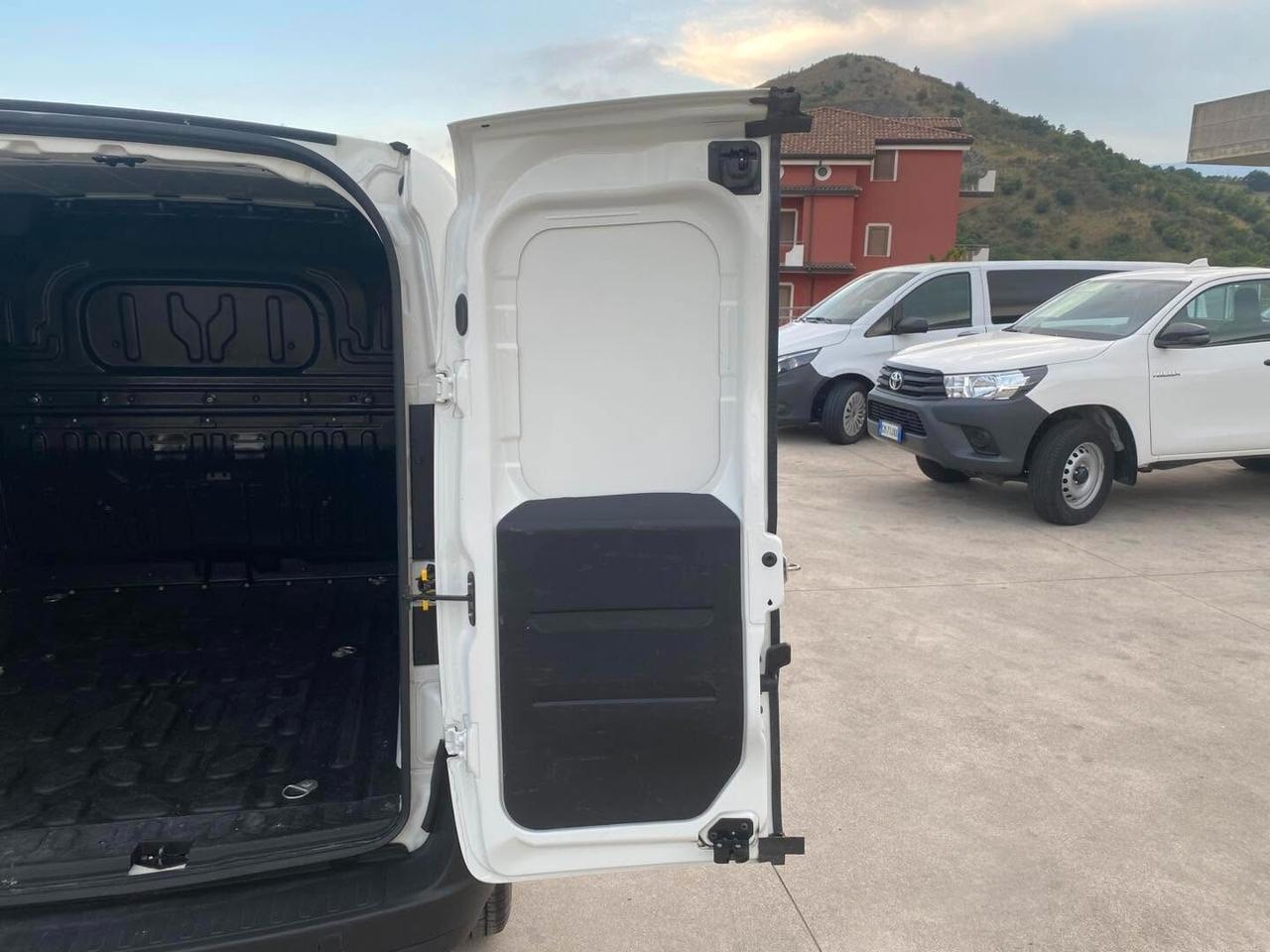 Fiat Doblò 1.6 Mjt2 120 CV 3 posti 12/2022