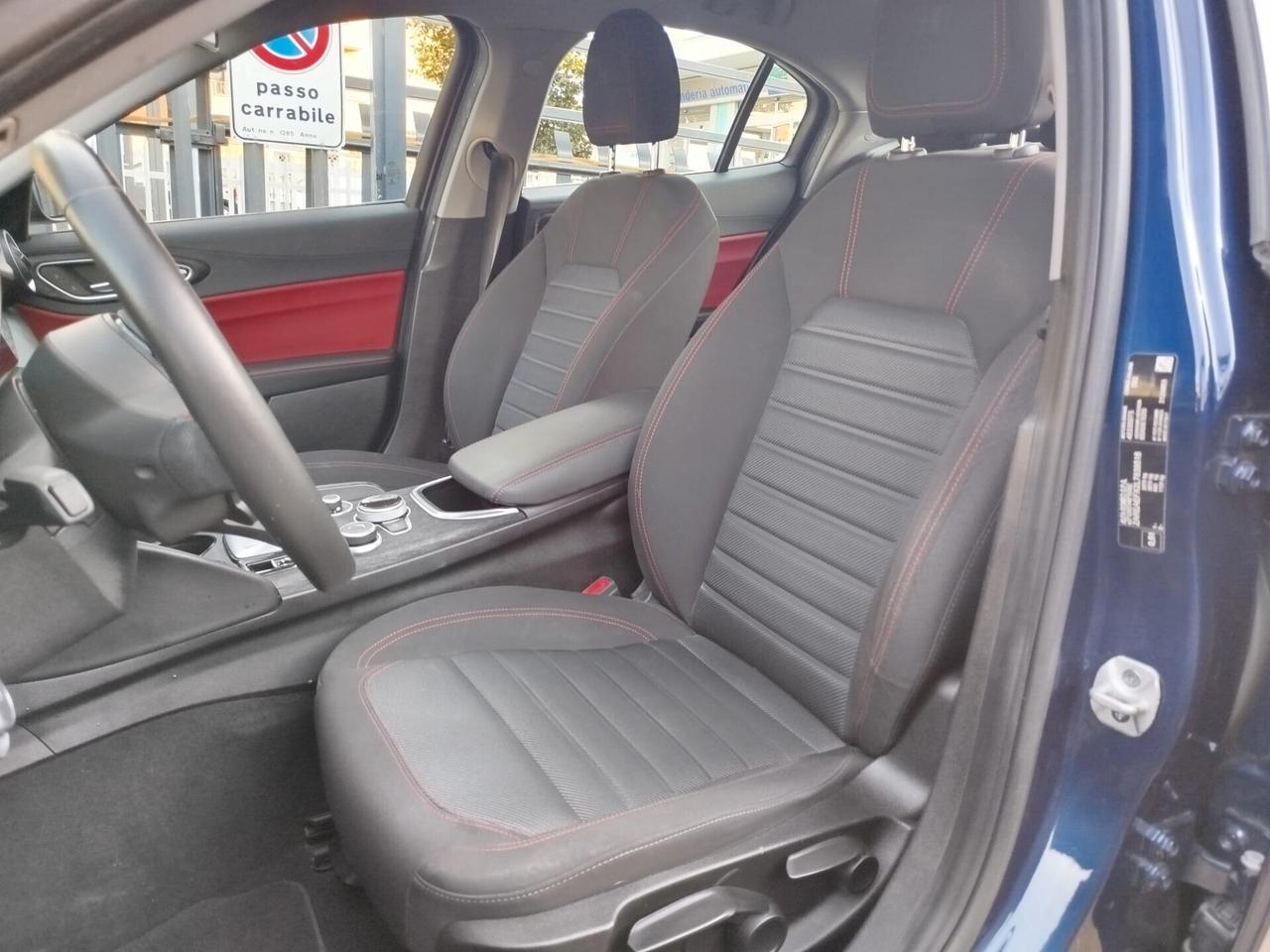 ALFA ROMEO GIULIA AT8 2.2 RESTYLING *PREZZO VERO* TAGLIANDO ALFA- KM CERTIFICATI