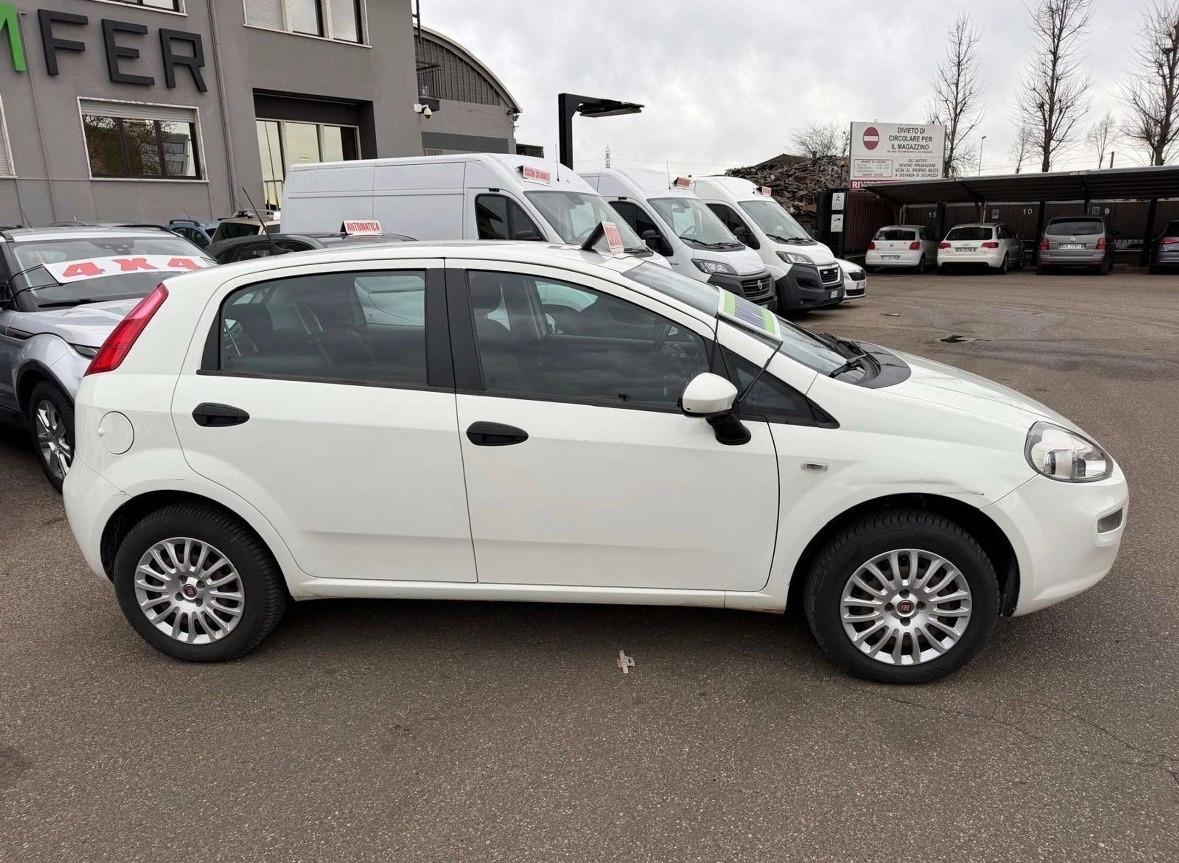 Punto 5p 1.4 Natural Power Street 70Cv E6b