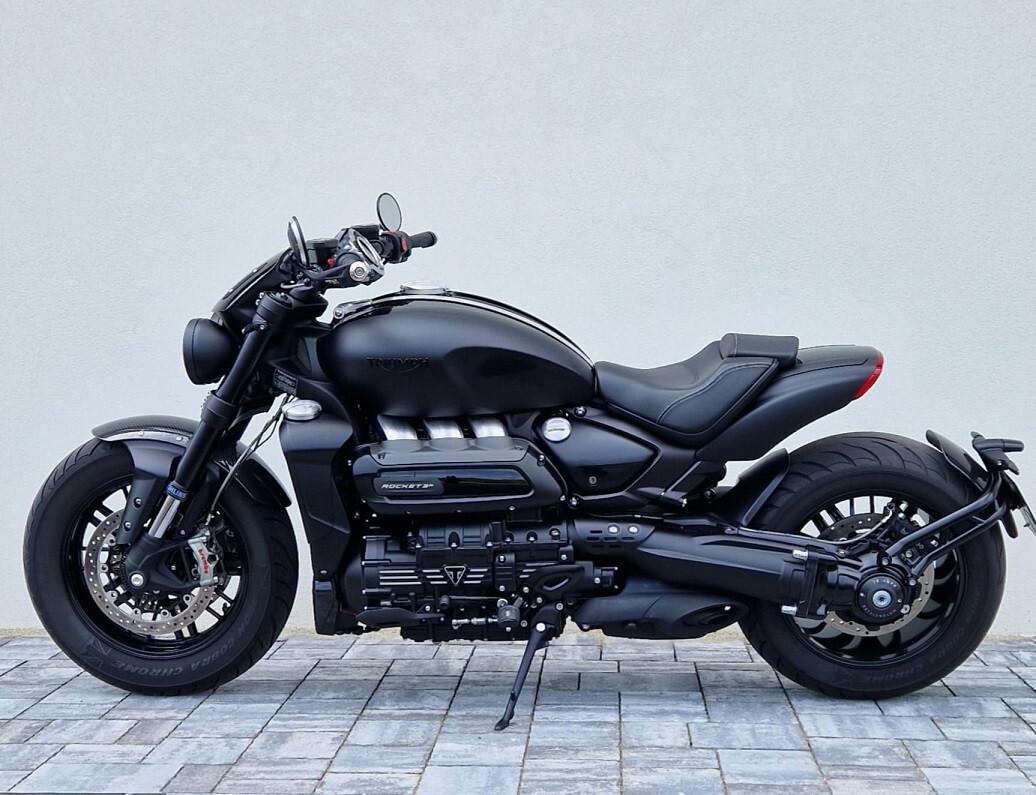 Triumph Rocket III Roadster Versione "R" Produzione limitata 1000 esemplari Mondo !!!