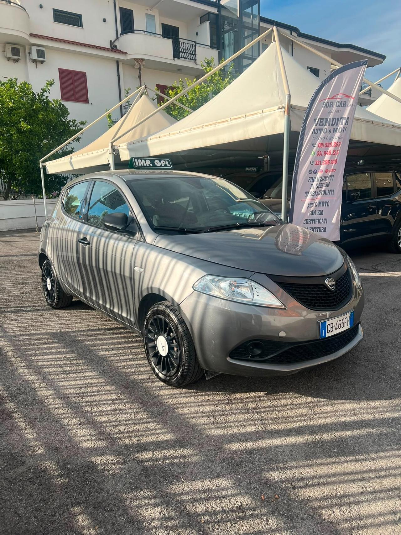 Lancia Ypsilon 1.2 69 CV 5 porte GPL Ecochic Elefantino Blu