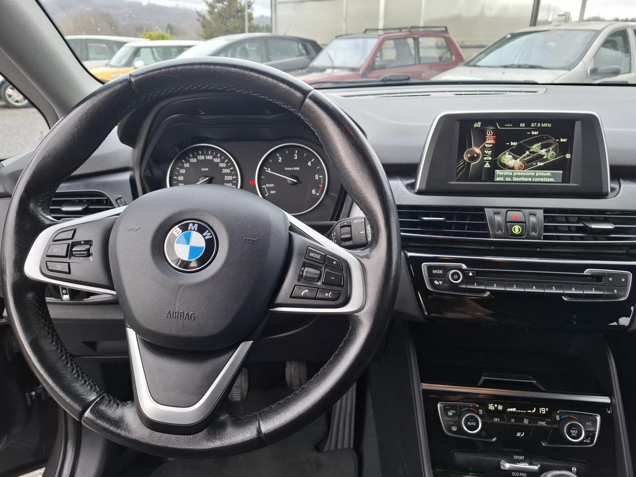 Bmw 216d Active Tourer Luxury 115 cv