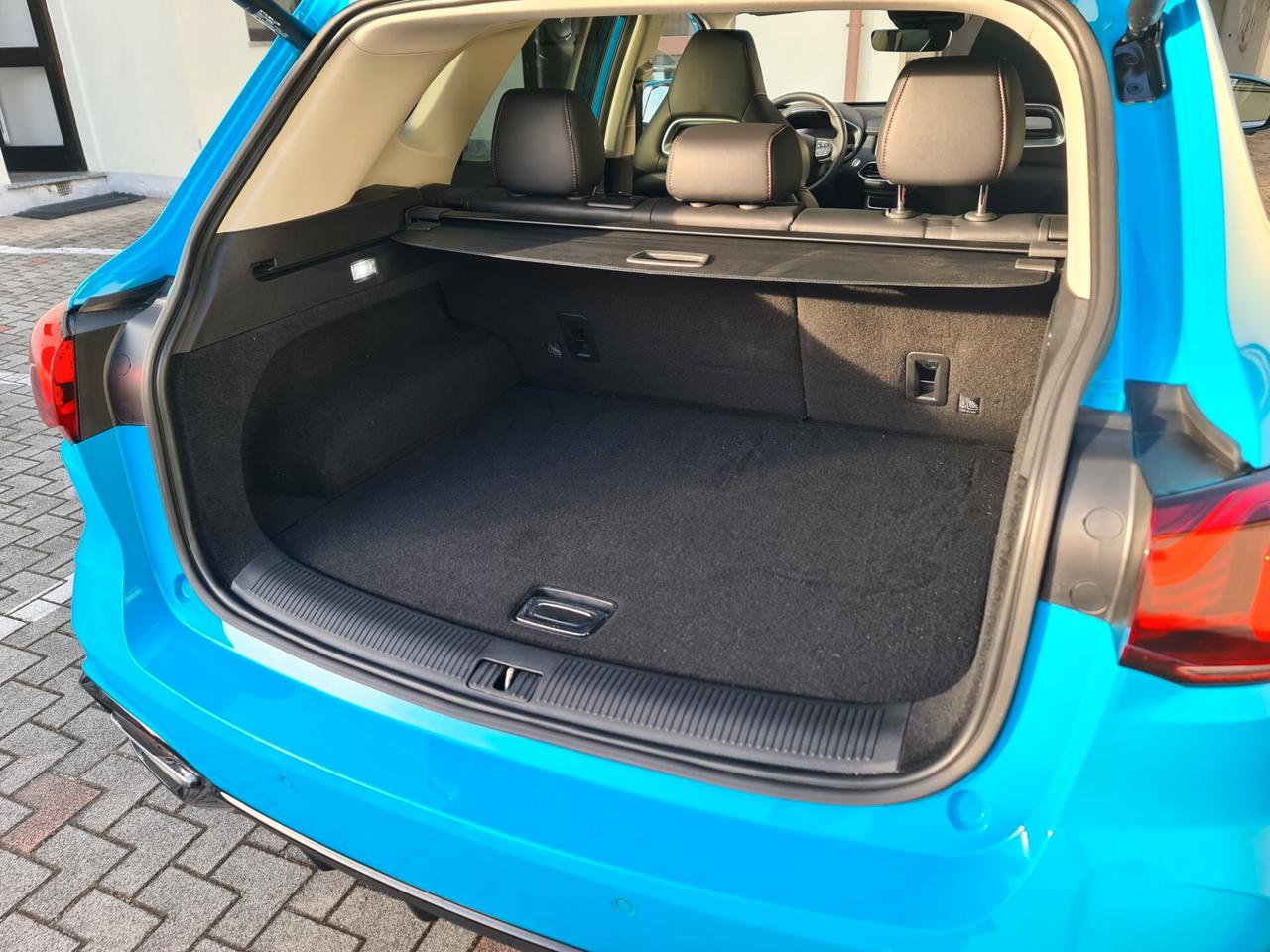 Mg HS 1.5T-GDI AT Luxury - Pari al nuovo