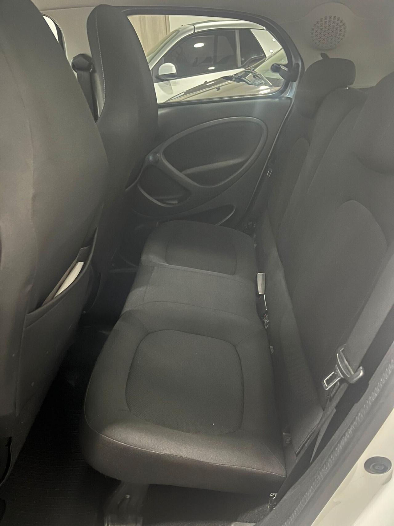 Smart ForFour 70 1.0 Passion