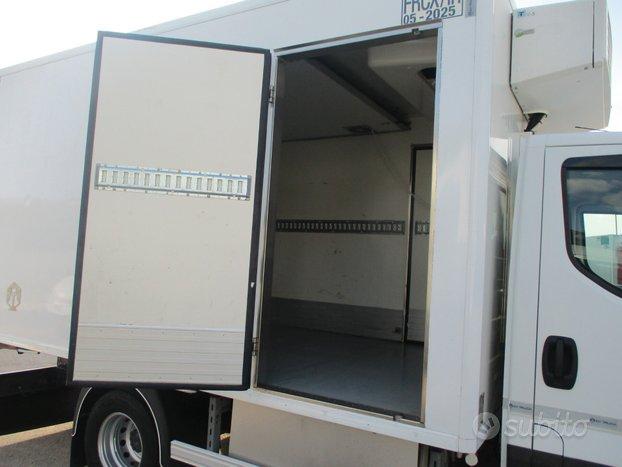 60C15 3000 150CV E6 FRIGO ATP FRCX 05/2028 8 PEDAN