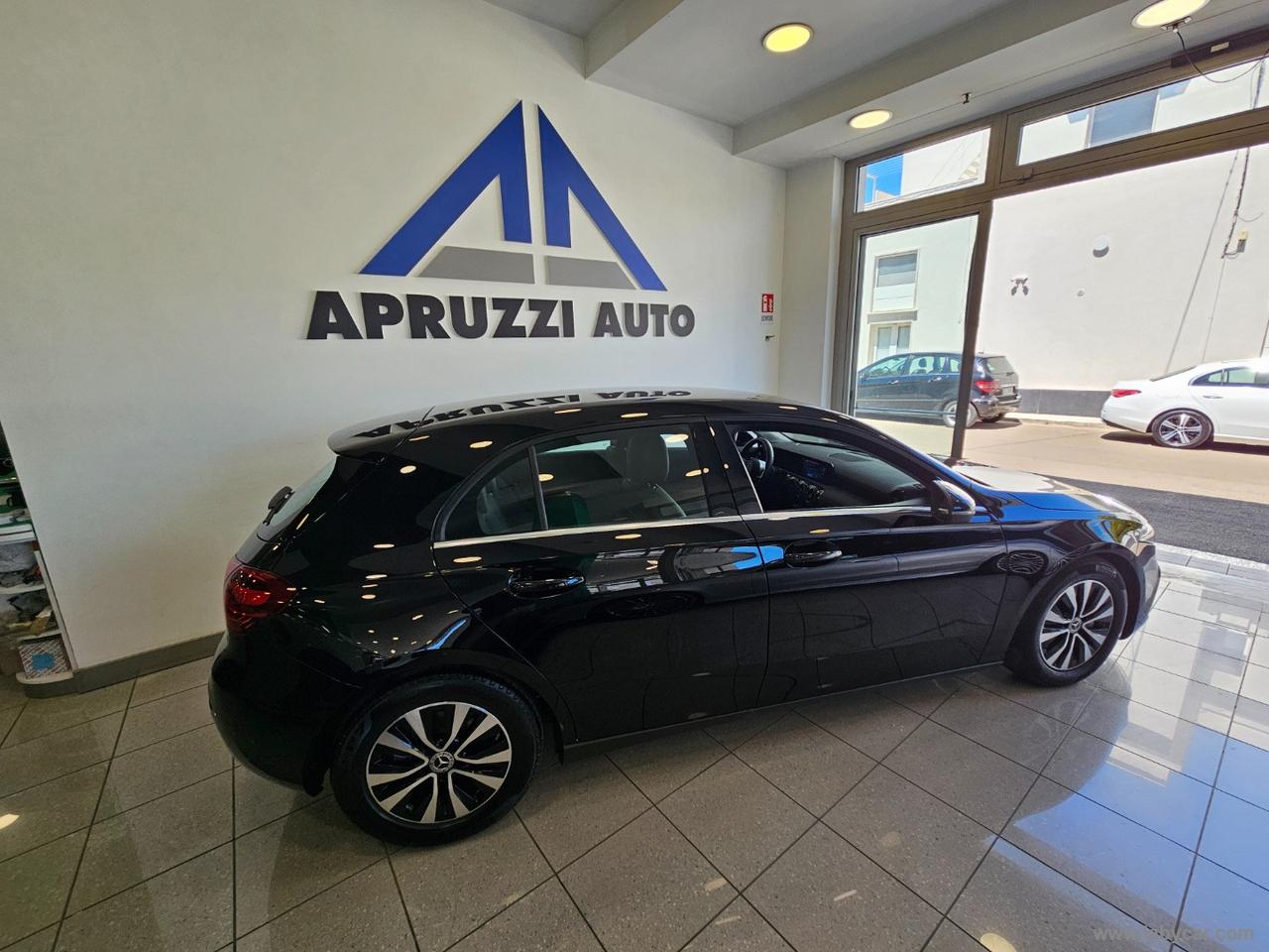 MERCEDES-BENZ A 180 d Automatic Advanced