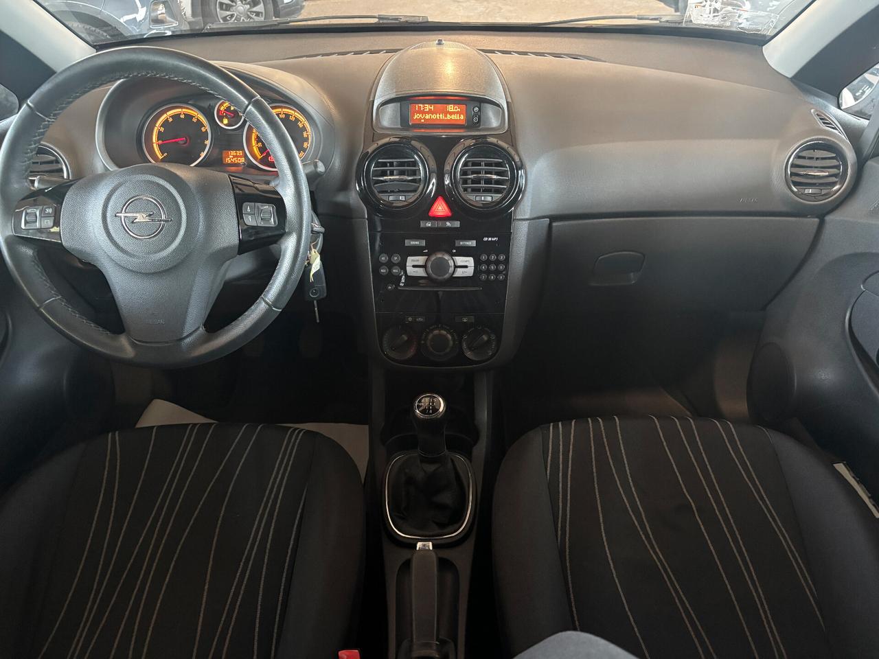 Opel Corsa 1.2 63KW 85CV 3porte Club NEOPATENTATO