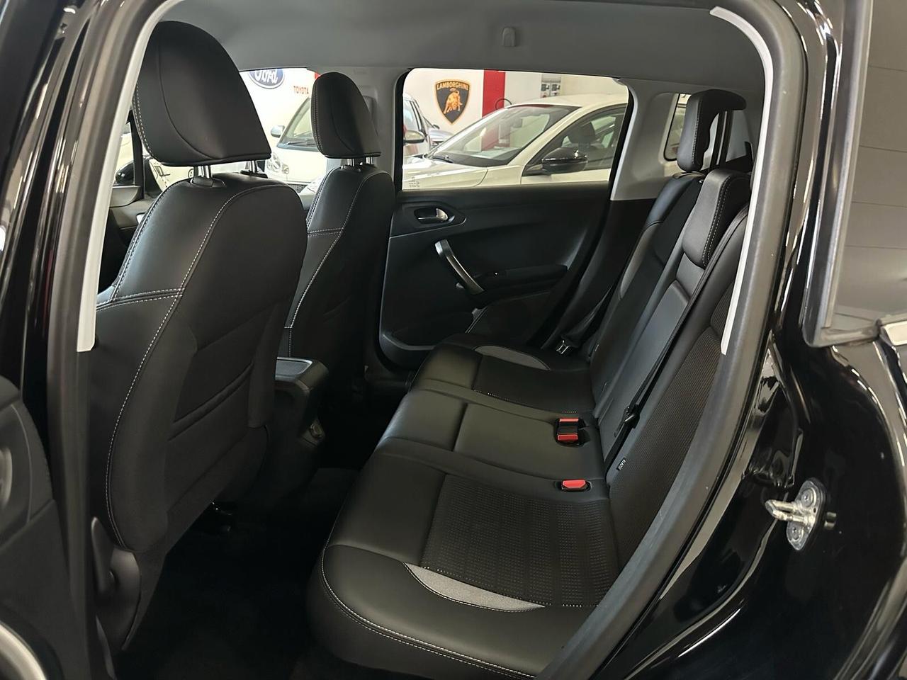 Peugeot 2008 BlueHDi 100 Allure