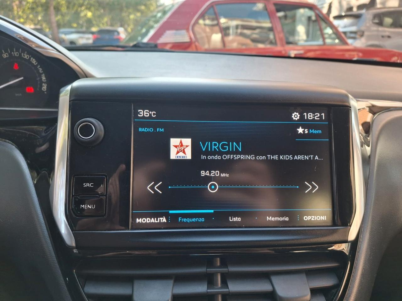 Peugeot 208 BlueHDi 75 5 porte
