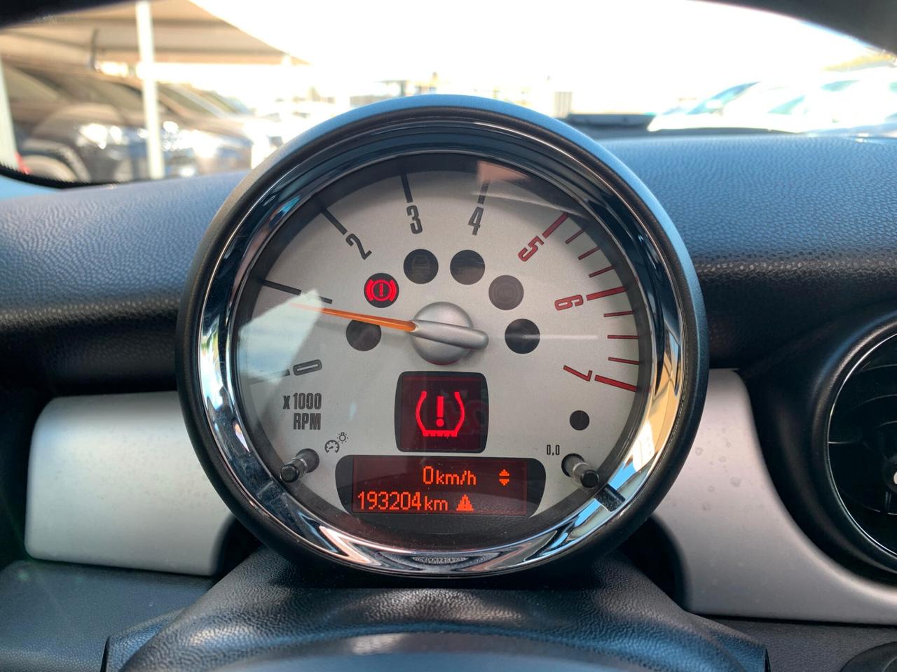 Mini 1.6 16V One D