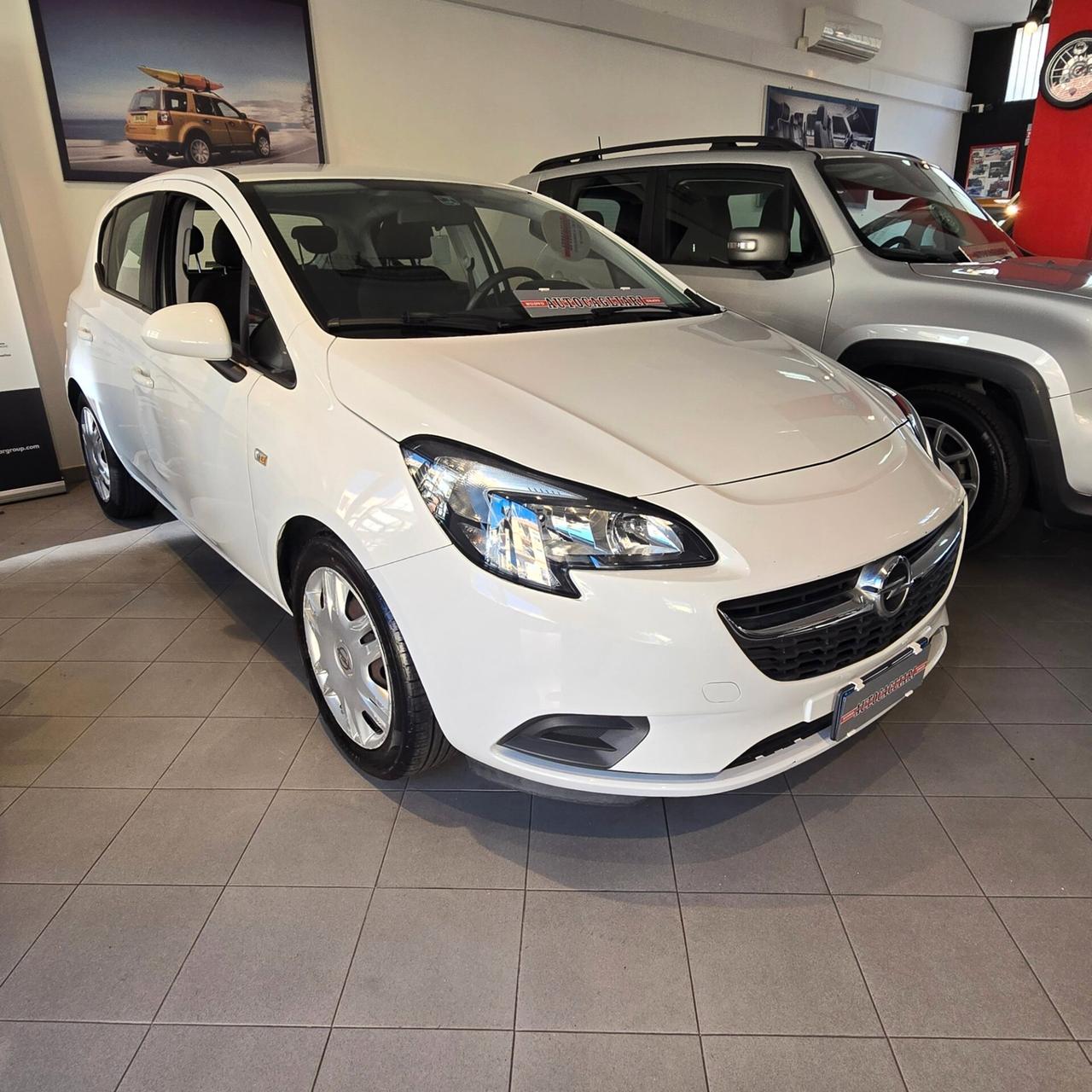 68.000 km - unico proprietario - Opel Corsa 1.2 69cv 5 porte n-Joy