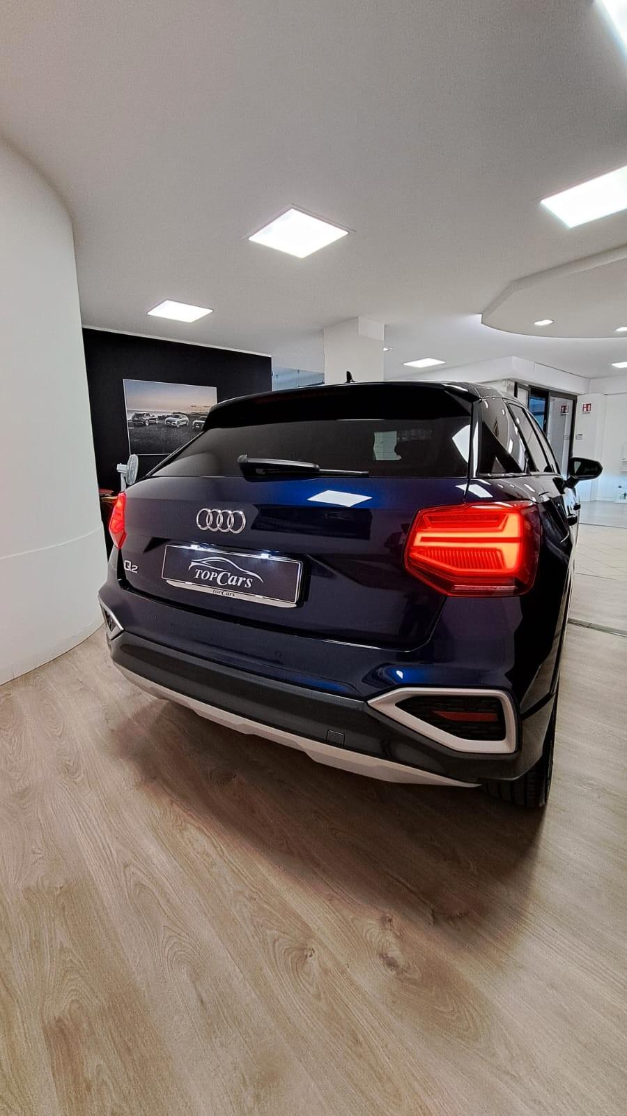 Audi Q2 30 TDI S tronic Identity Black