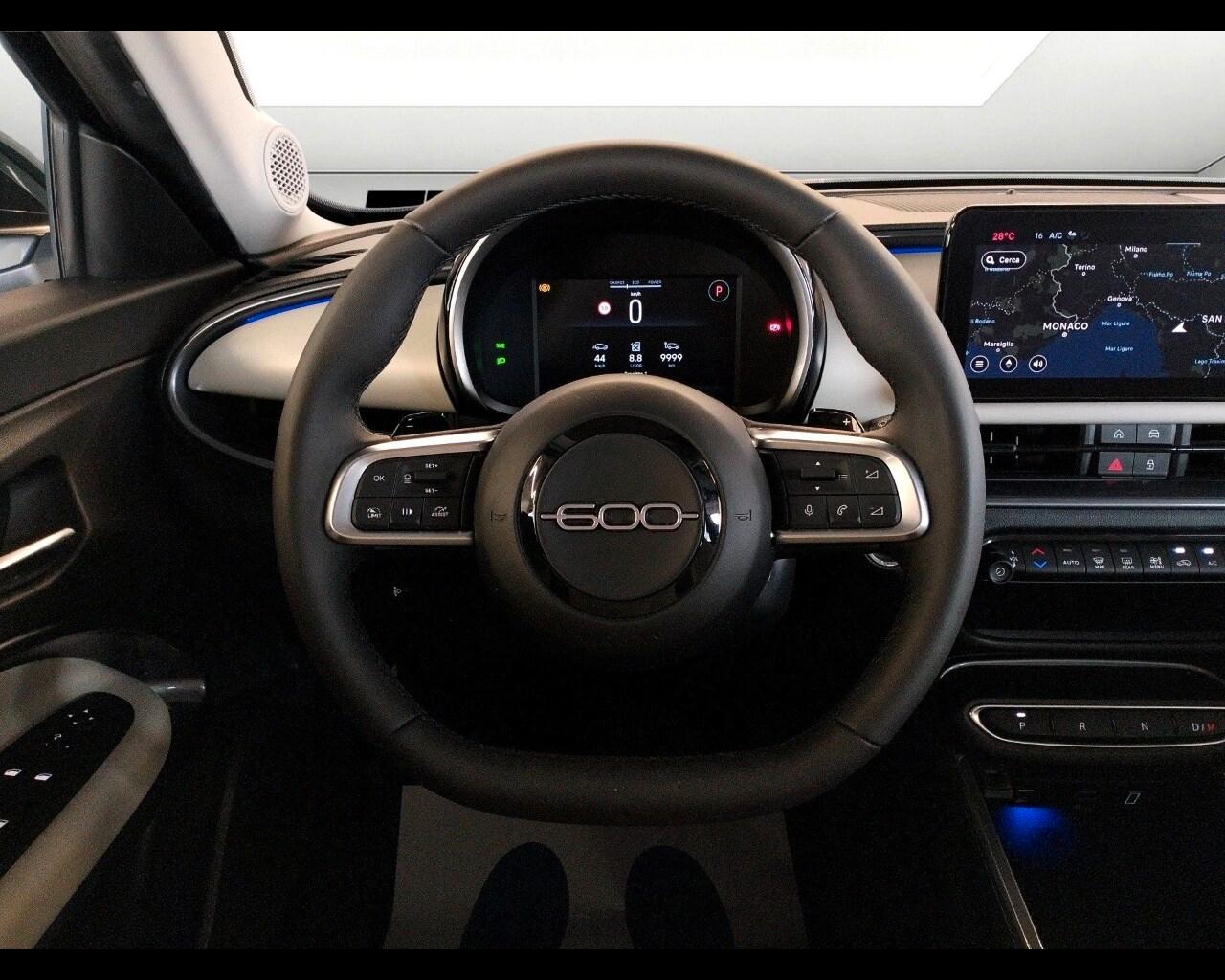 FIAT 600 (2023-->) 600 Hybrid 110 CV DCT MHEV L...