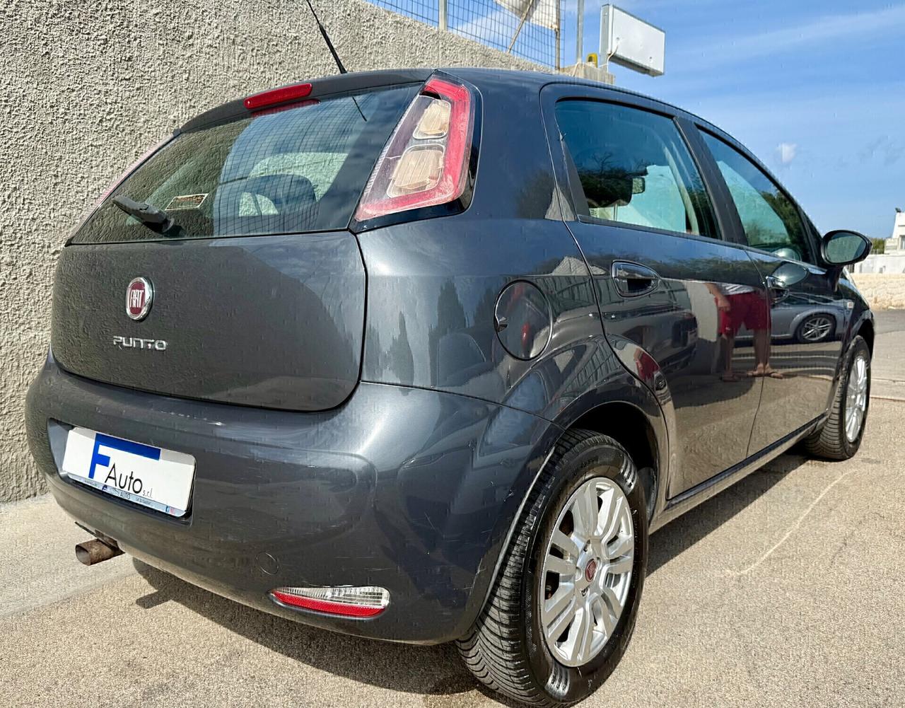 Fiat Punto 1.4 8V 5 porte Easypower Lounge,alcantara,cerchi in lega,comandi al volante,ecc.