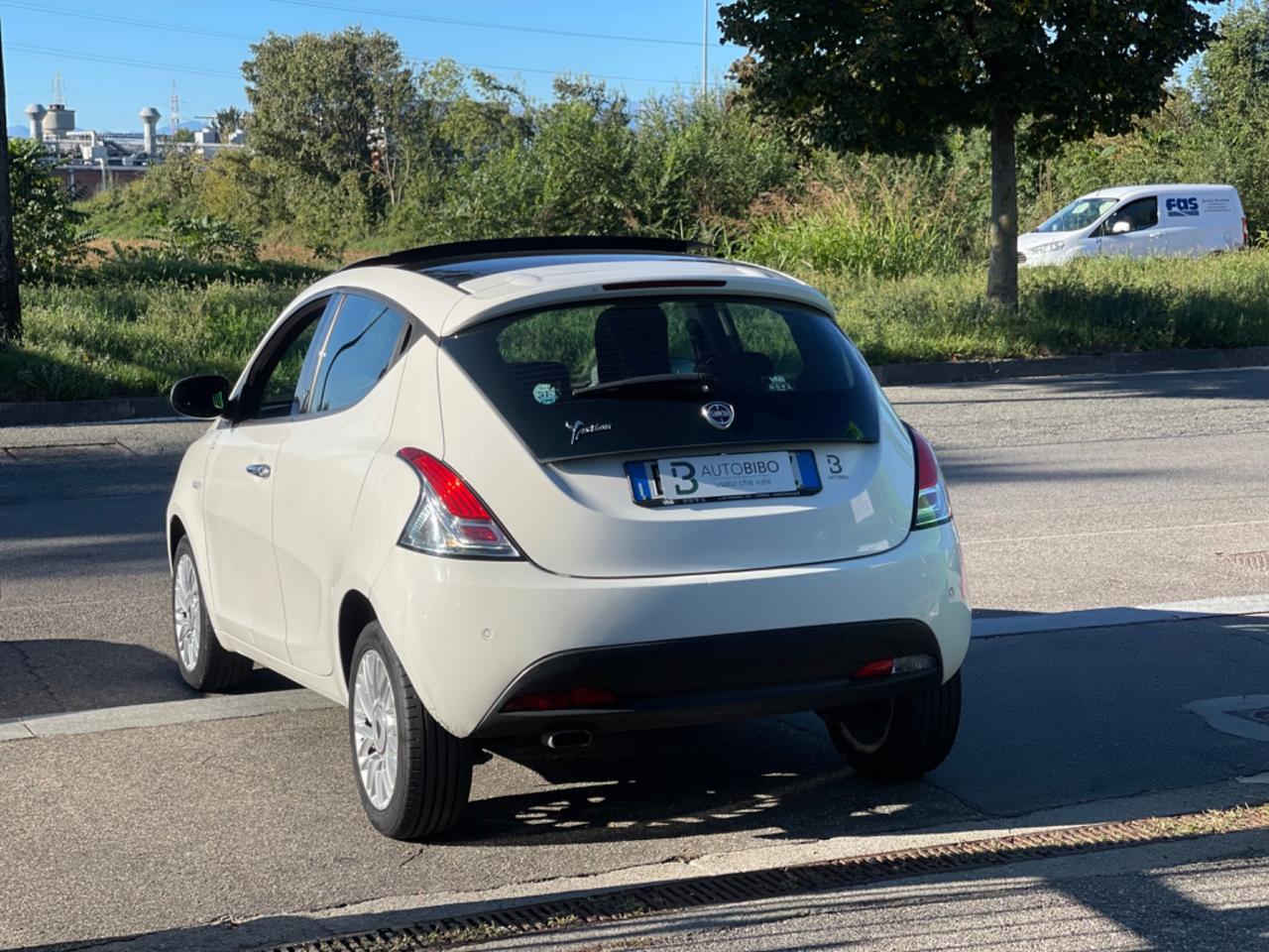 Lancia Ypsilon 1.2 69 CV 5 porte Elle