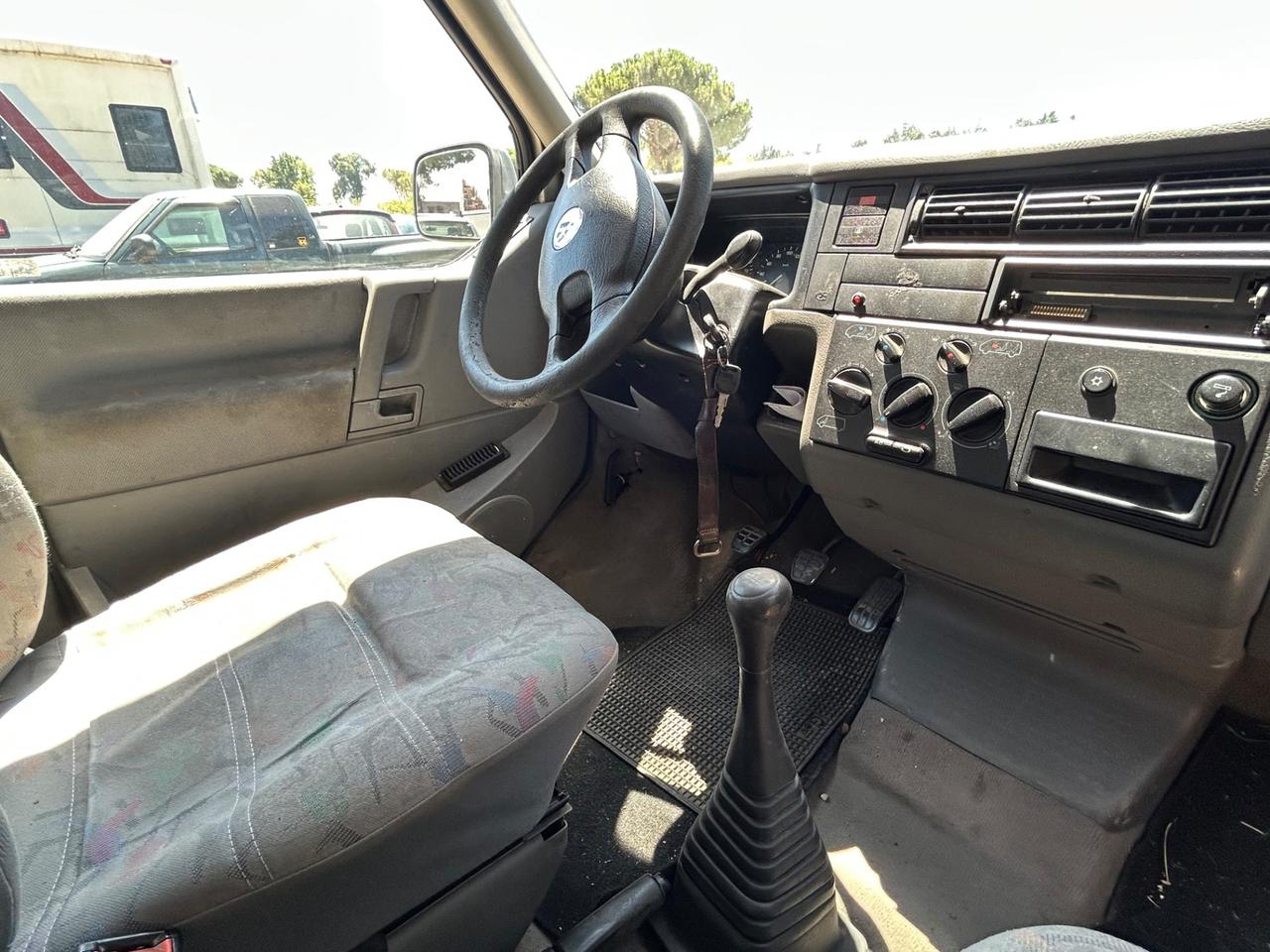 Volkswagen Caravelle/Multivan MULTIVAN *7POSTI*ARIA CONDIZIONATA*SERVOSTERZO*