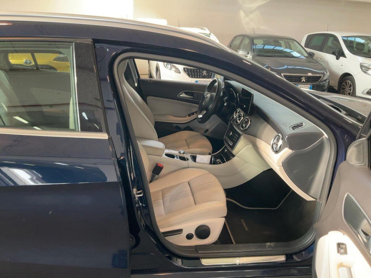 Mercedes-benz GLA 200 d SPORT