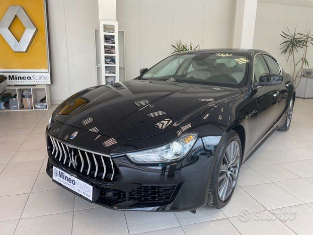 Maserati Ghibli 3.0 V6 275cv my19 SOLO 31.700 KM