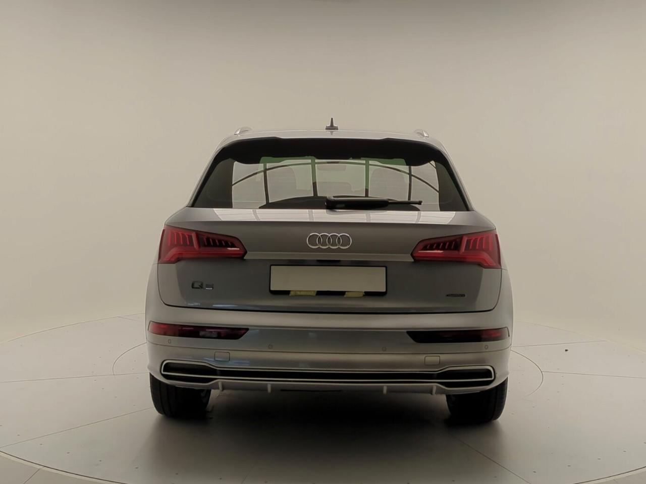 Audi Q5 40 TDI quattro S tronic line plus