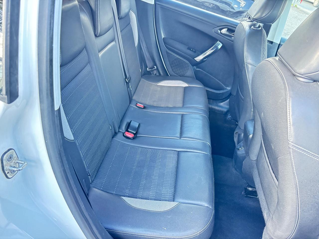 Peugeot 2008 BlueHDi 100 Allure