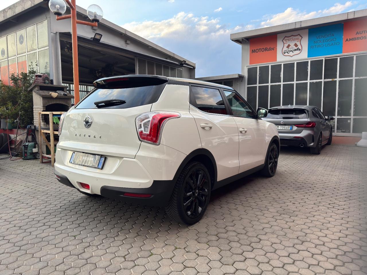 Ssangyong Tivoli 1.6 2WD ADATTA A NEOPATENTATI