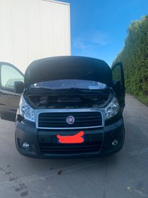 Fiat Scudo fiat scudo panorama executiv 5 posti autocarro