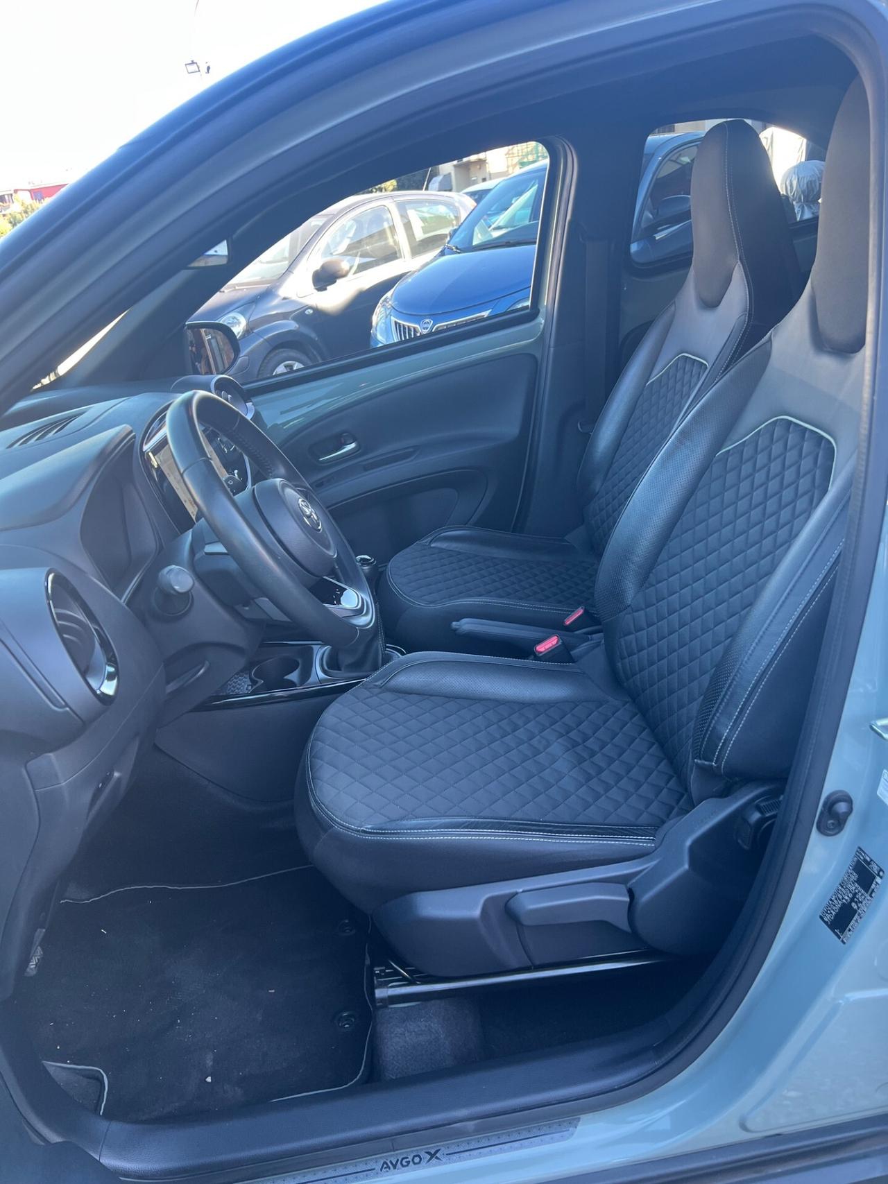 Toyota Aygo X 1.0 VVT-i 72 CV 5 porte Lounge