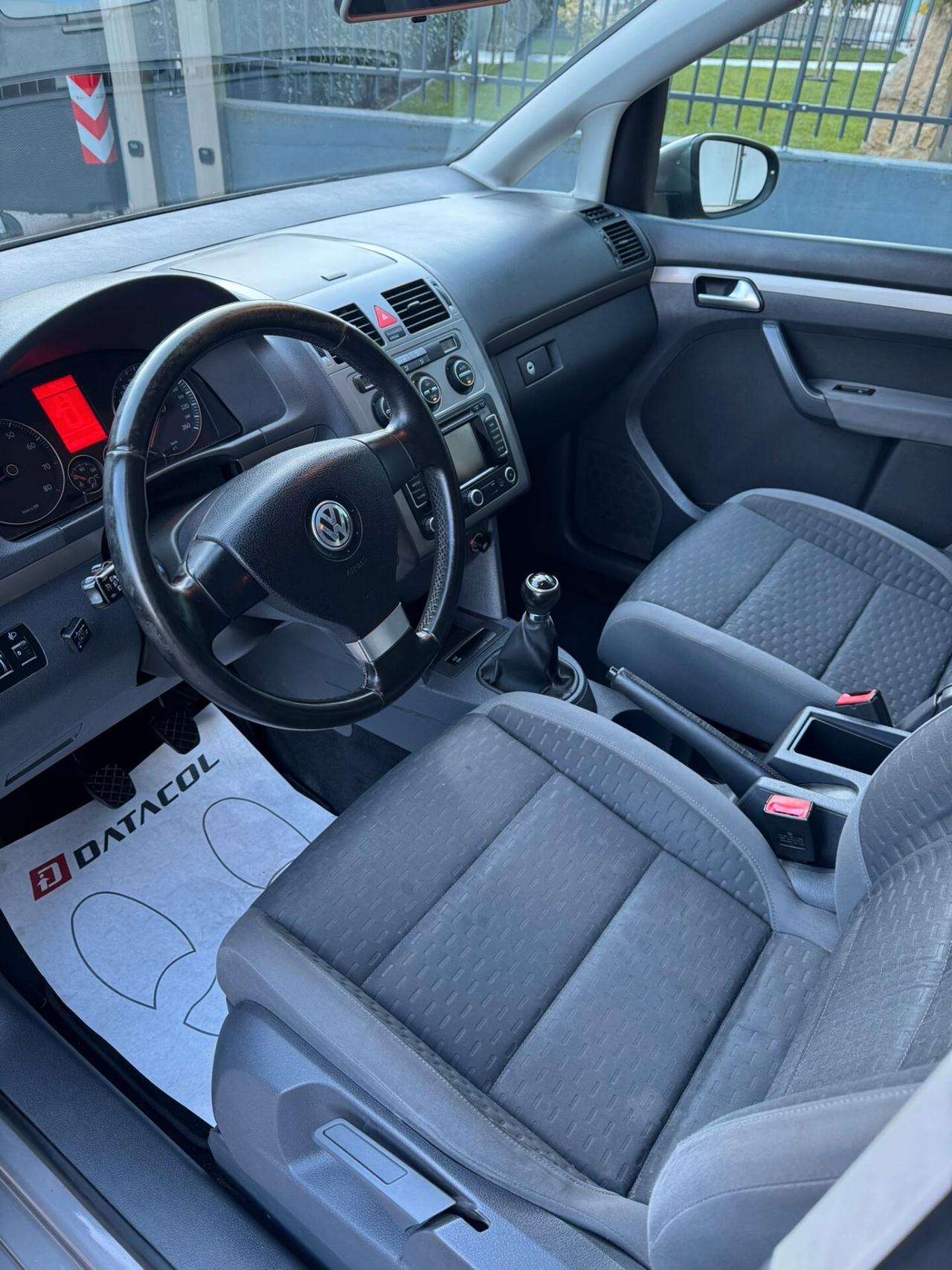 Volkswagen Touran 7 POSTI 1.6 Bifuel GPL ok neopat