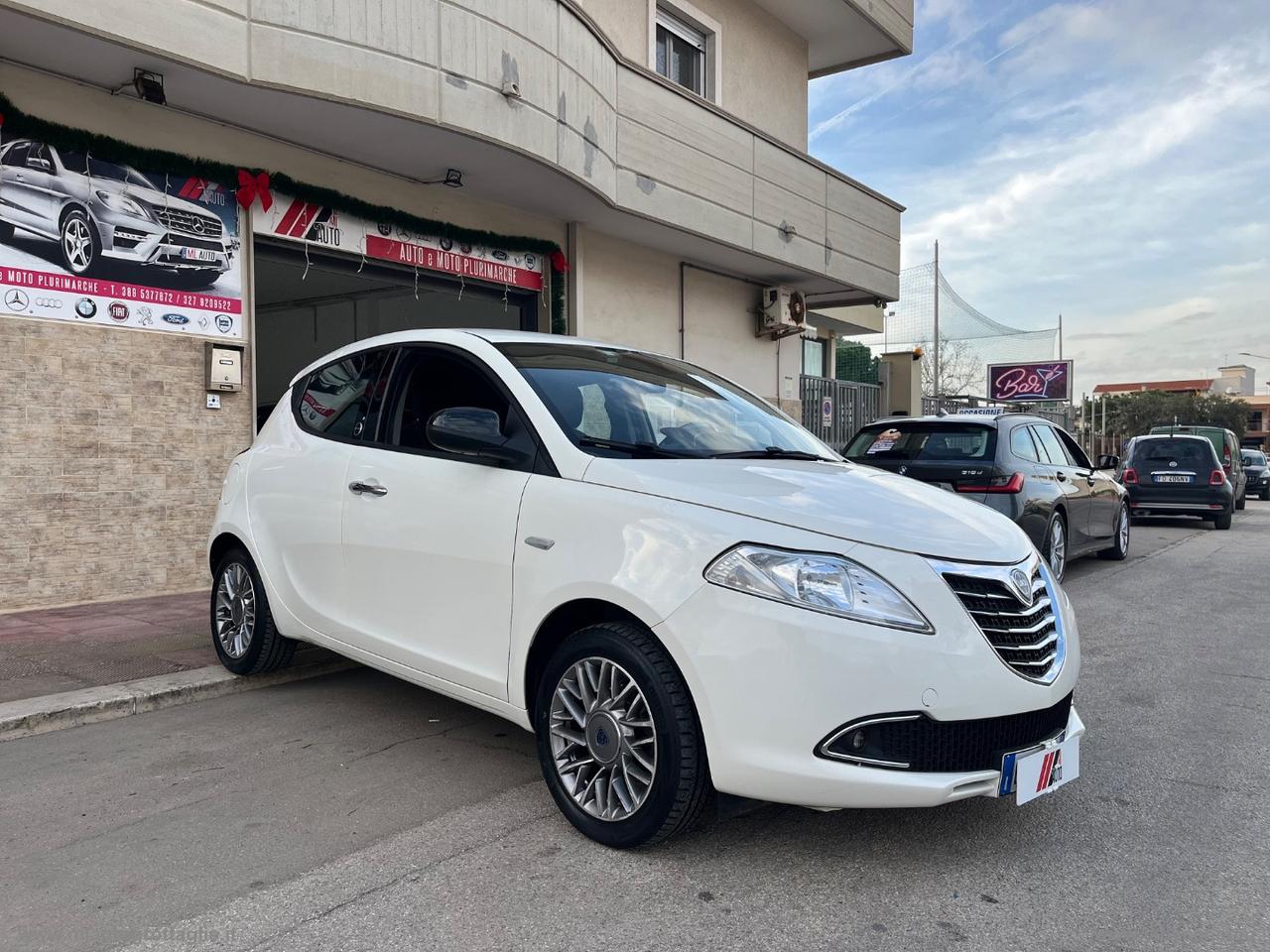 LANCIA Ypsilon 1.2 69 CV 5p. GPL Ecochic Gold