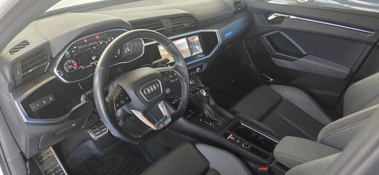 Audi Q3 SPB 35 TDI quattro S tronic line edition