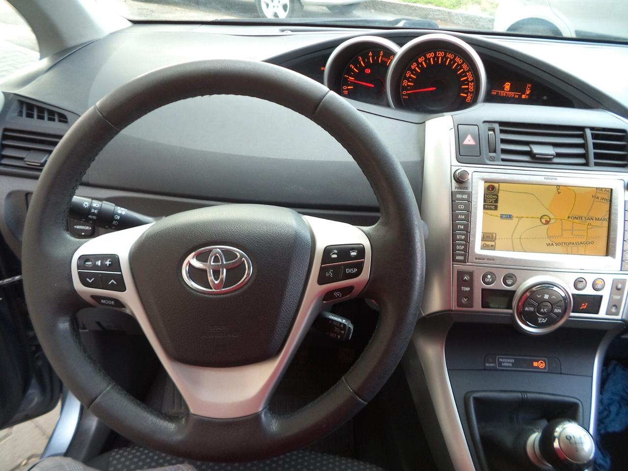 Toyota Verso 2.0 D Luxury Pack 7 posti UNIPROPRIETARIO BELLA