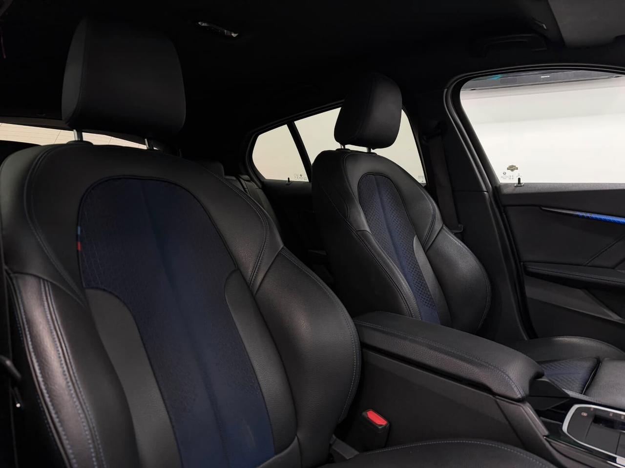 Bmw 116 116d 5p. Msport