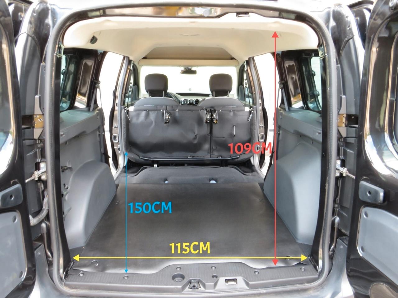 Dacia Dokker Stepway 1.6 Techroad 100cv. navi-sensori-cruise control