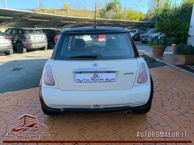 MINI Mini 1.6 16V Cooper