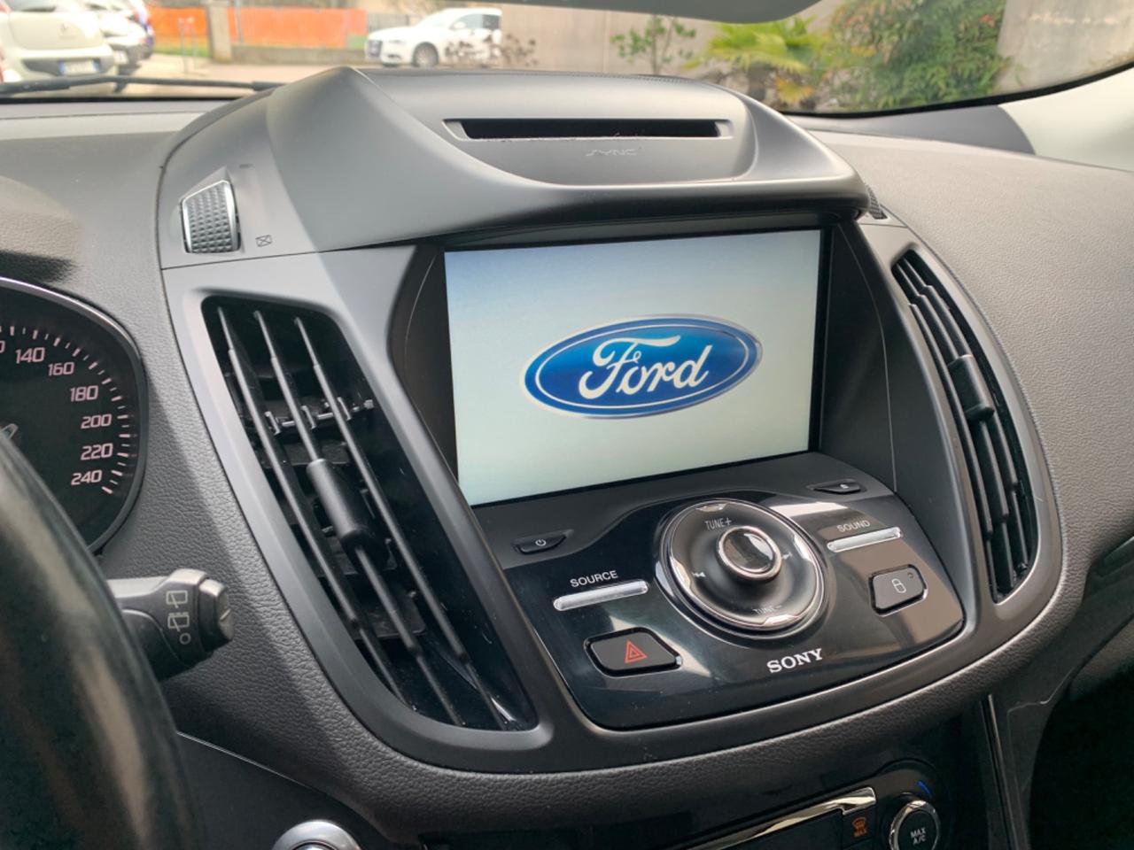Ford Kuga 2.0 TDCI 150 CV S&S 4WD Powershift Titanium