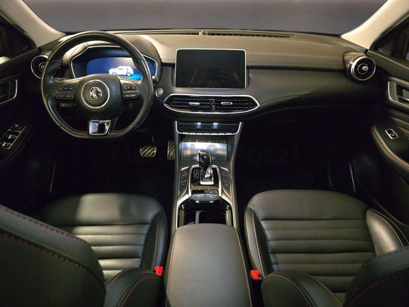 MG EHS Plug-in Hybrid Exclusive