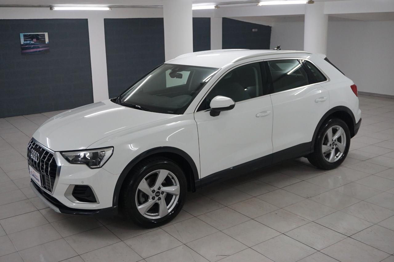Audi Q3 35 TDI S tronic Business Advanced