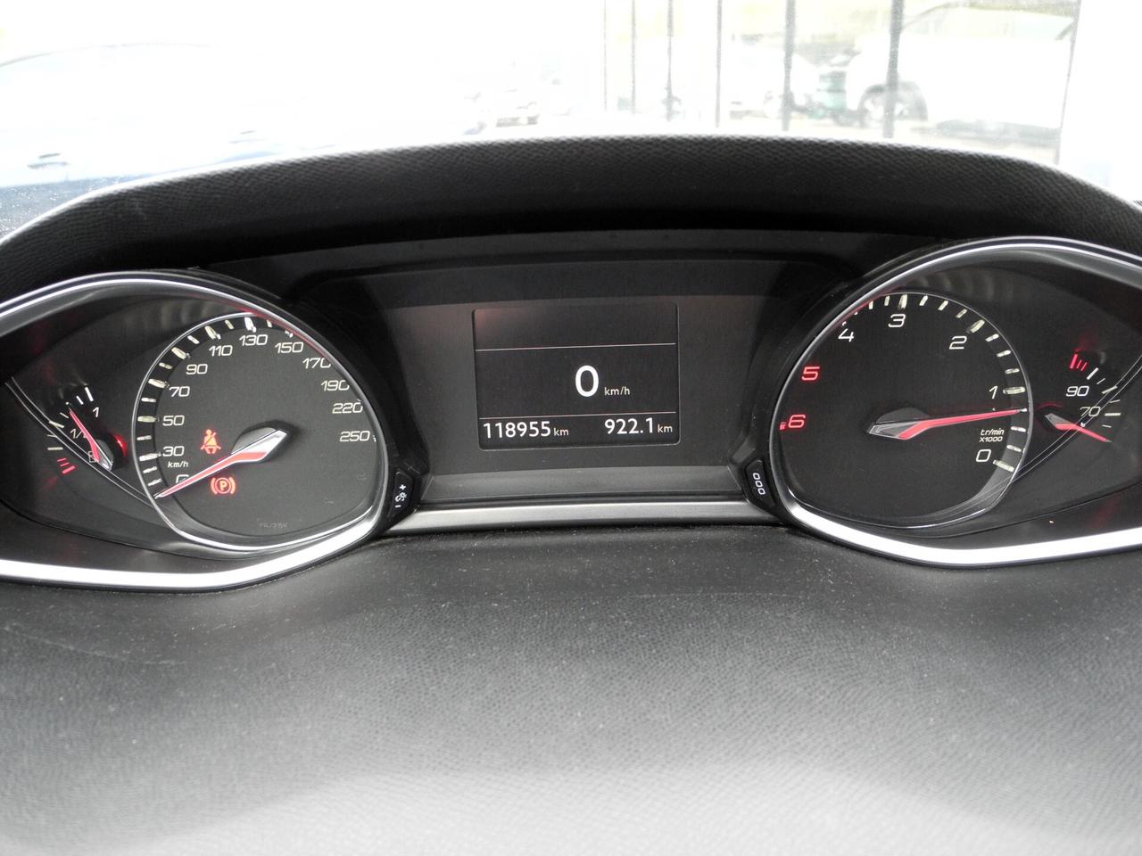 Peugeot 308 BlueHDi 120 S&S Allure