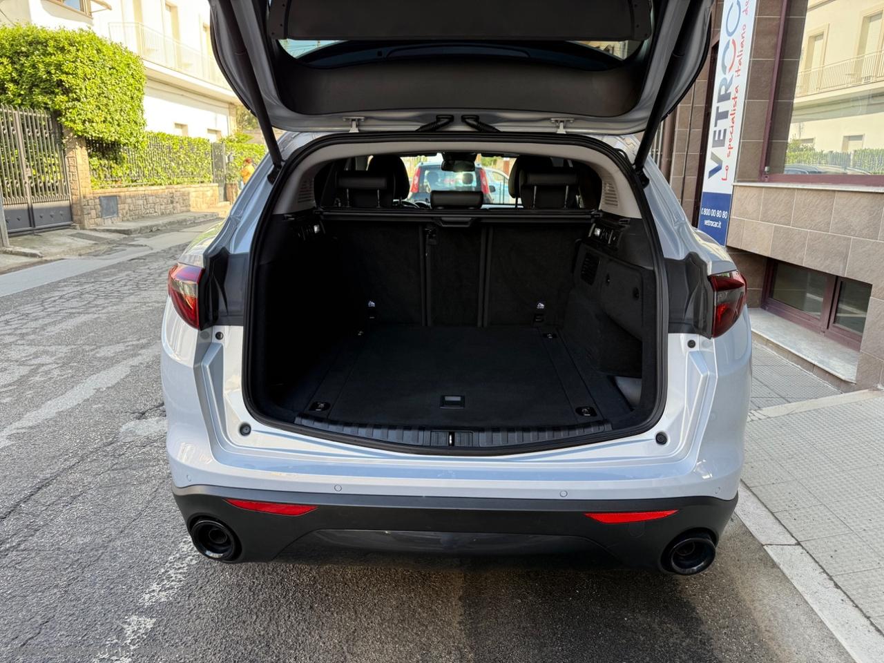 ALFA ROMEO Stelvio 2.2 T.diesel 190CV AT8 Q4 Sprint MY 2021 - GANCIO DI TRAINO ELETTRICO-PELLE