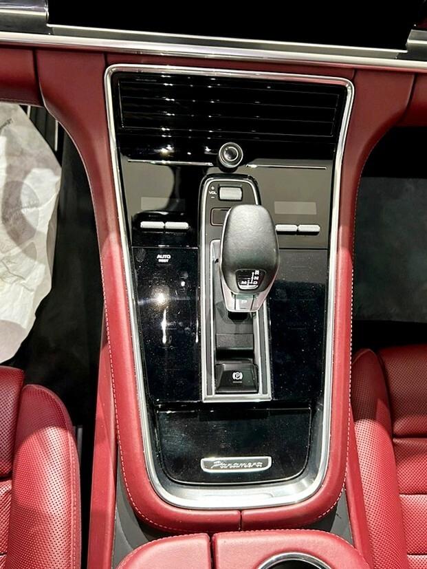 Porsche Panamera 4.0 Turbo