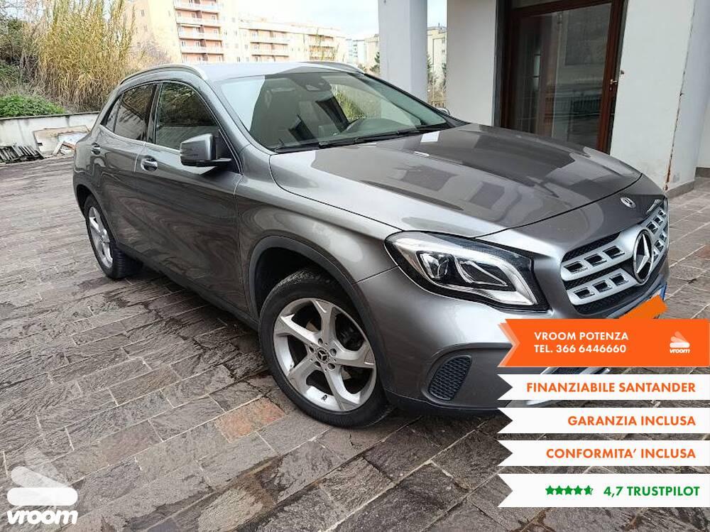 MERCEDES GLA (X156) GLA 200 d Automati...