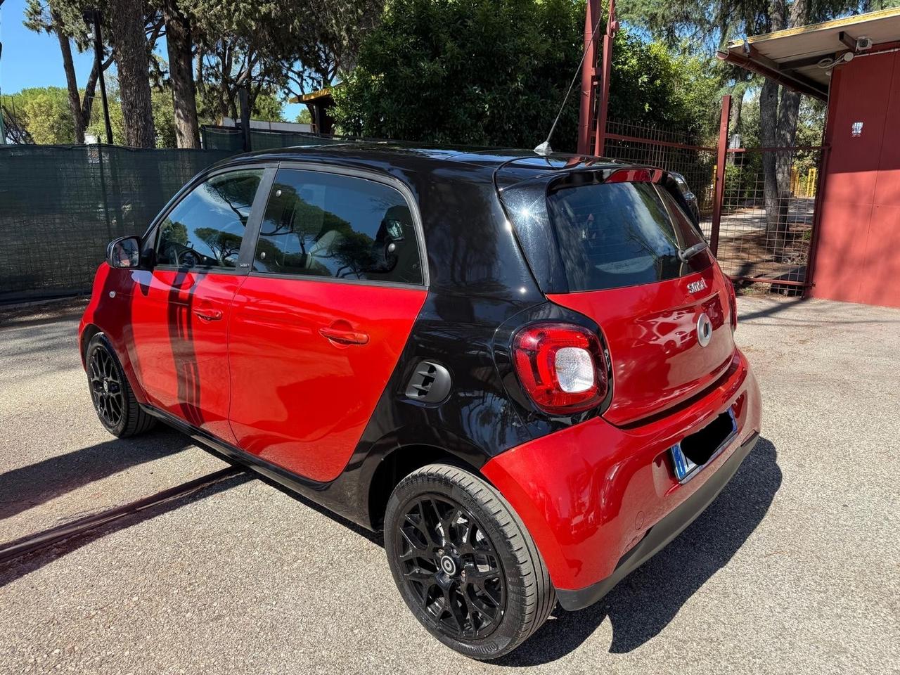 Smart ForFour 70 1.0 twinamic Passion GARA 24 MESI *PROMO*