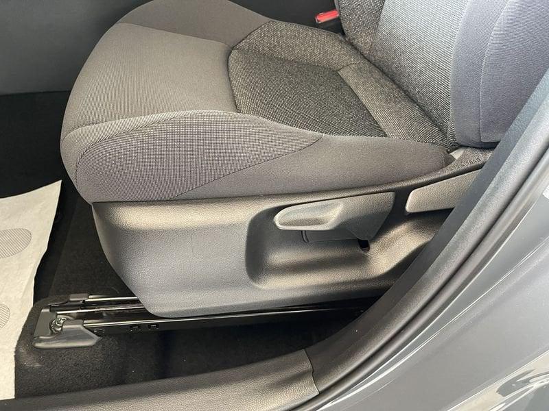 Toyota C-HR 1.8 hev Active fwd e-cvt - NUOVO
