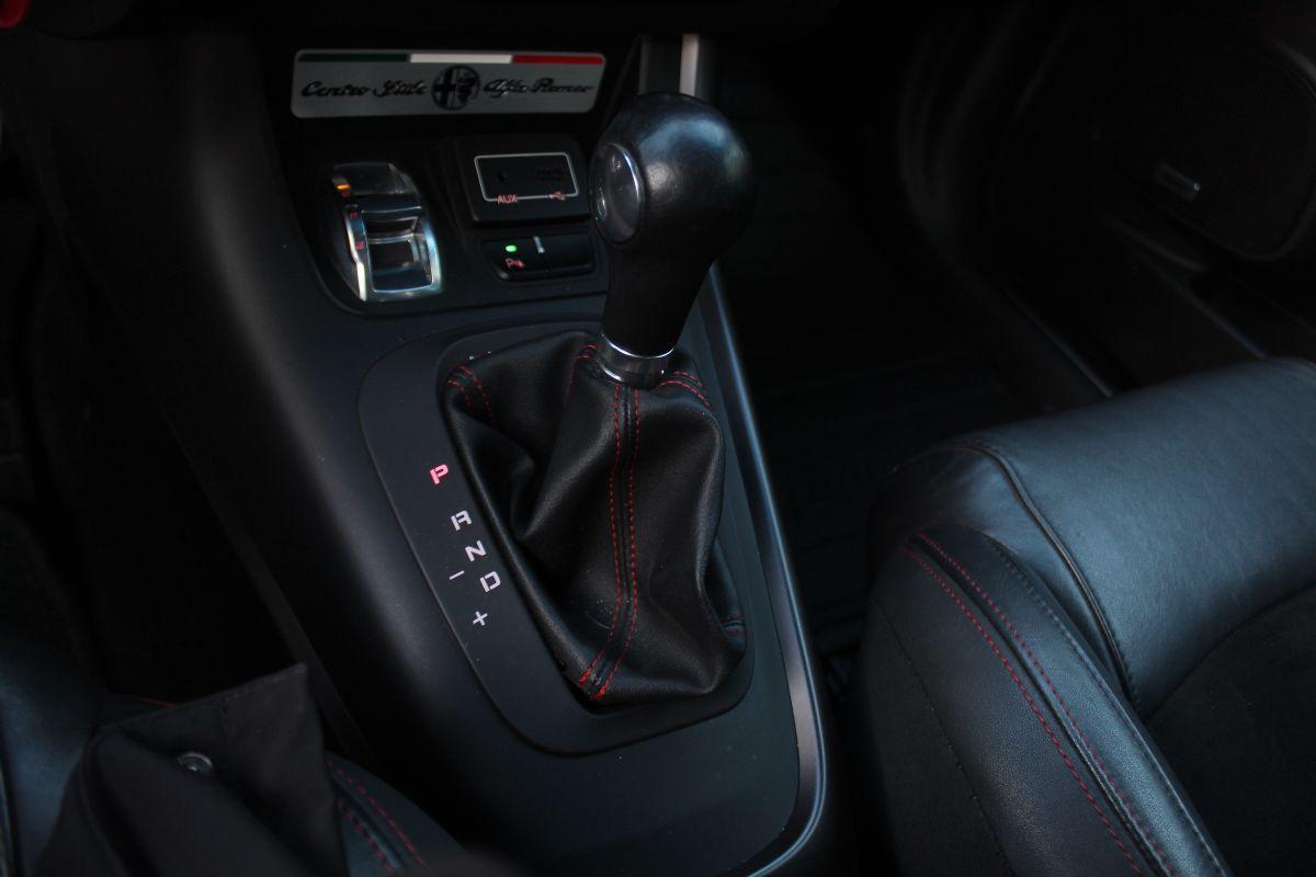 ALFA ROMEO - Giulietta - 1750 Turbo TCT Veloce