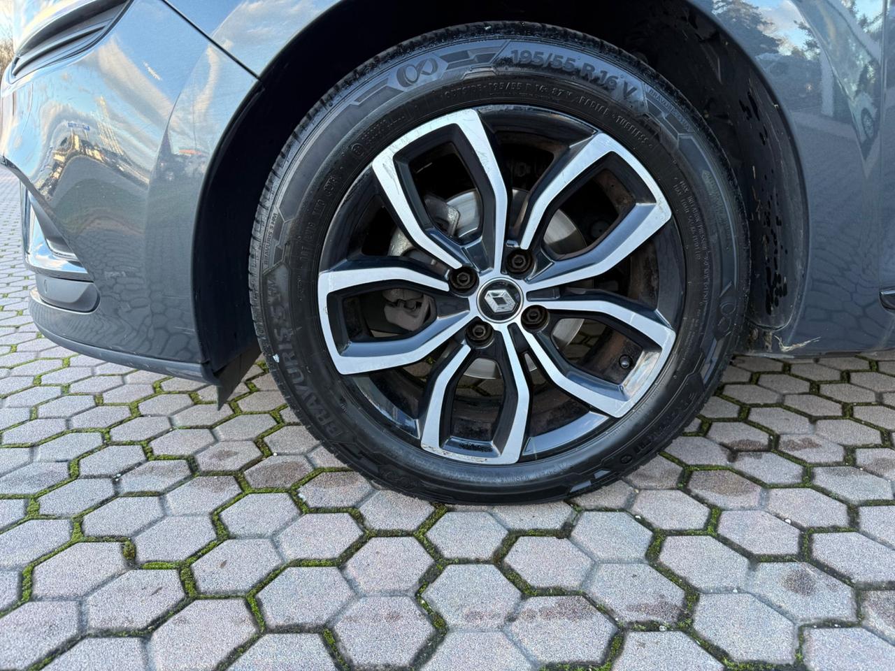 Renault Clio dCi 8V 110CV Start&Stop 5 porte Energy Intens