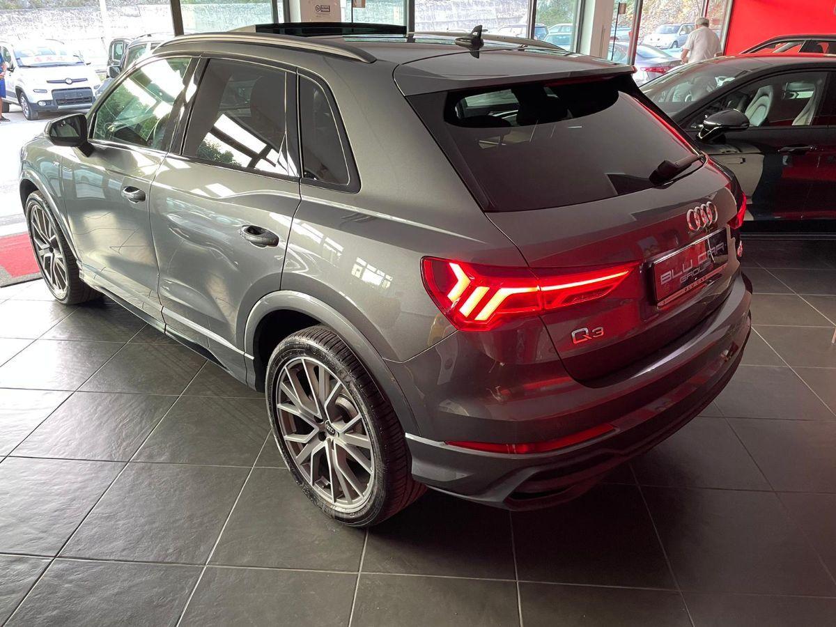 AUDI - Q3 - SPB 40 TDI quattro S tr. Ident. Black